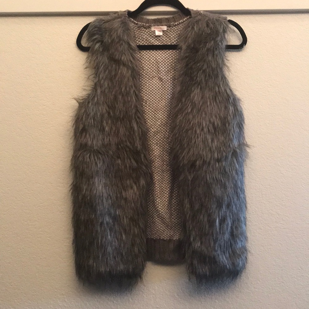 Fur vest